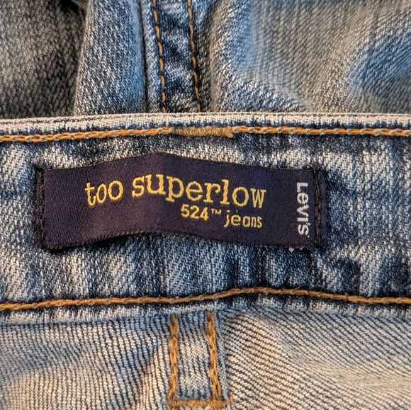 Levi's Women's Size 9 Medium 524 Too Superlow Low Rise Jeans - Picture 2 of 5